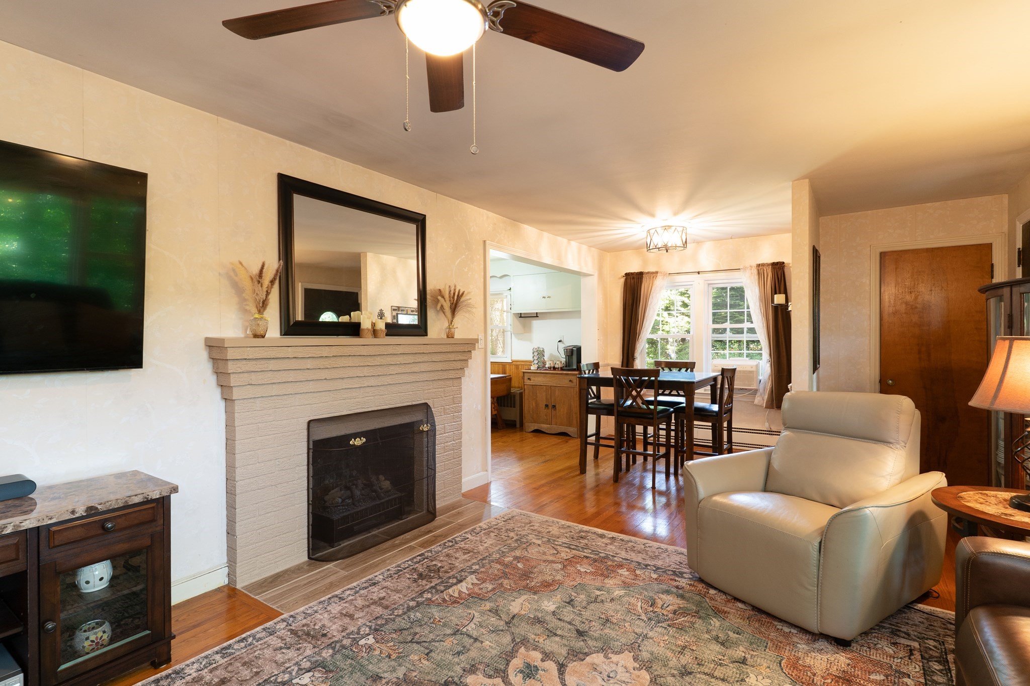 386 Pleasant St, Leicester, MA 01524 - Image 26