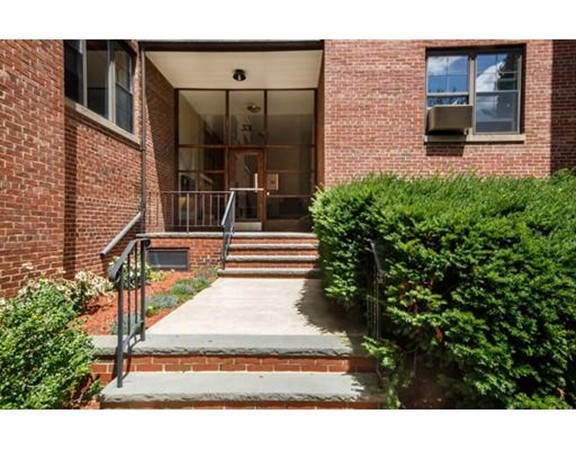 53 Harvard Ave Unit 1, Brookline, MA 02446
