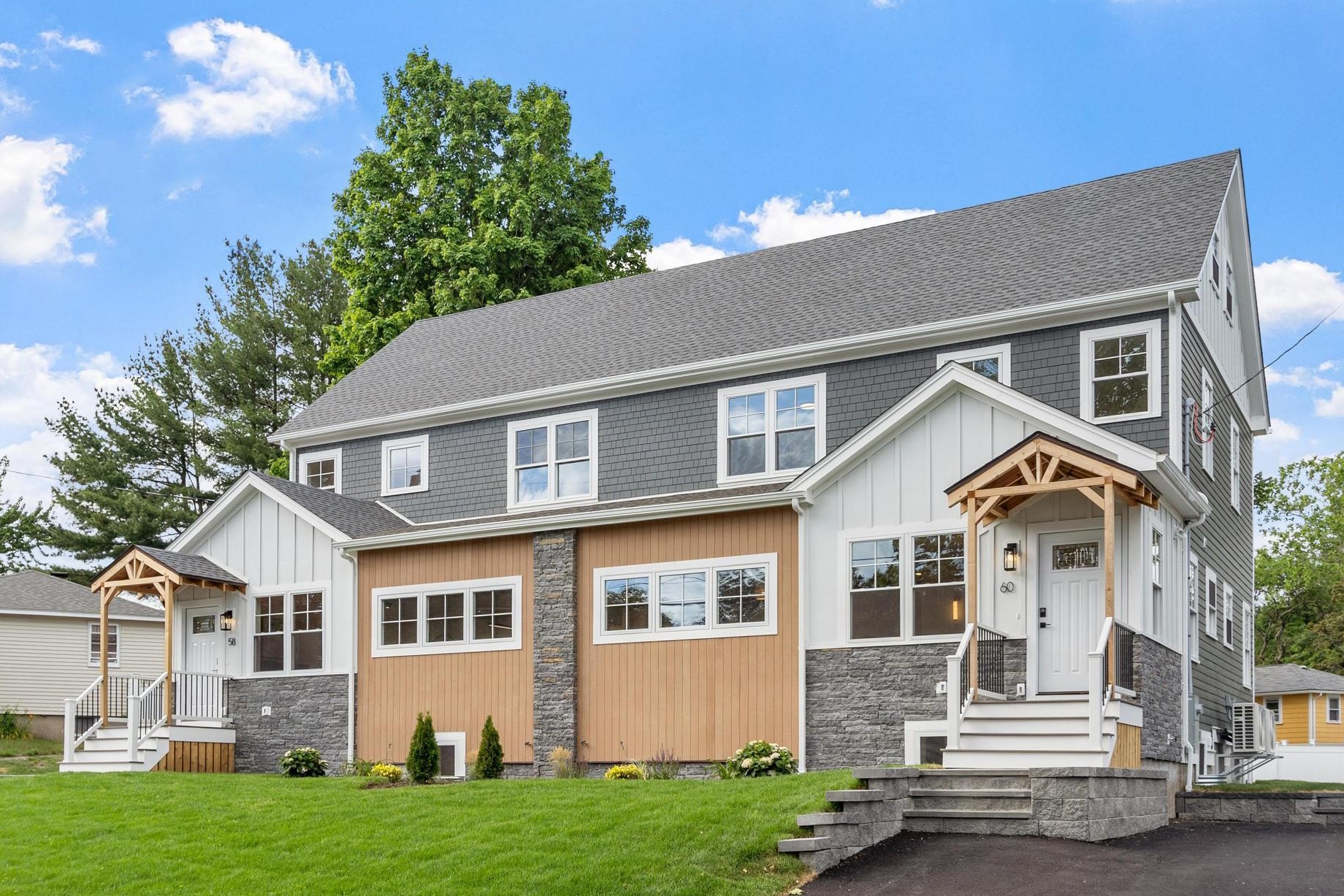 60 Neillian Street, Bedford, MA 01730
