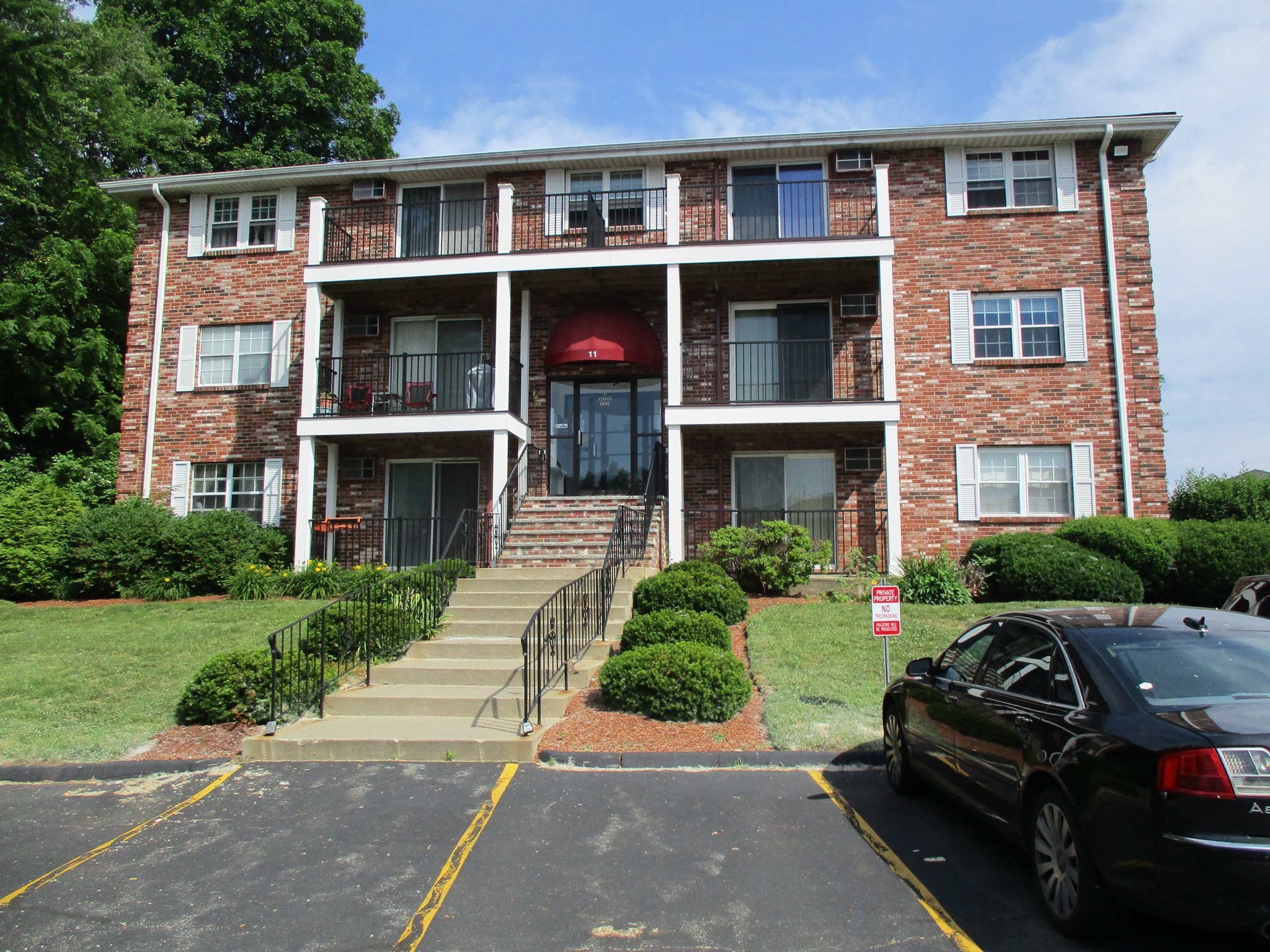 11 Kenmar Drive Unit 9, Billerica, MA 01821