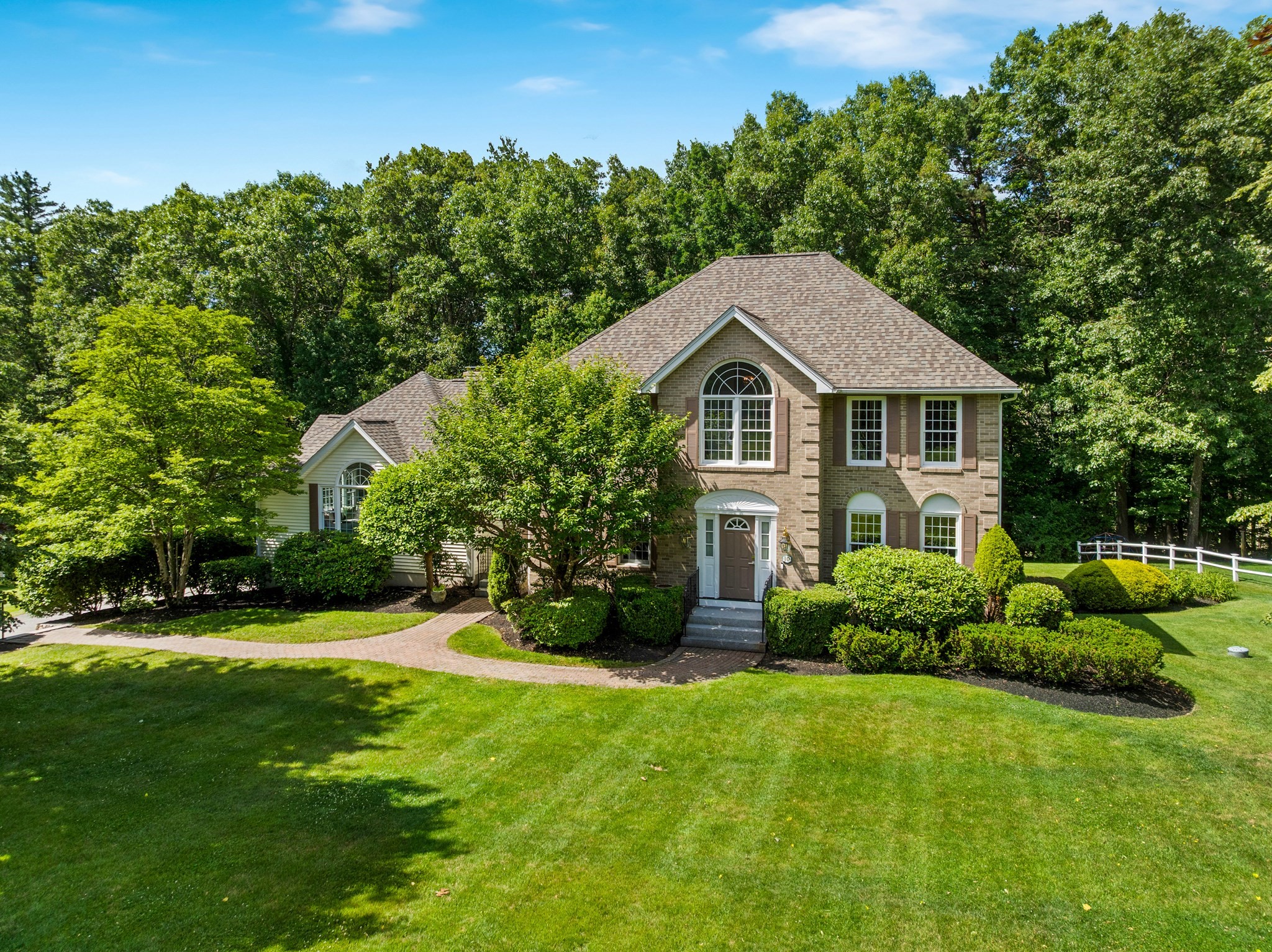 10 Morgan Dr, Methuen, MA 01844