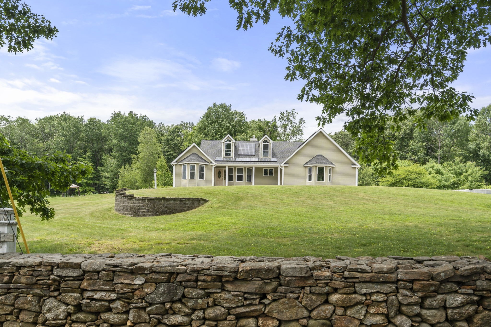 893 Cronin Rd, Warren, MA 01083