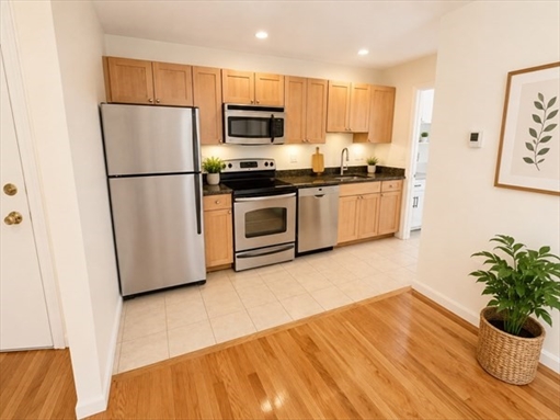126 Clifton Street, Apt 4