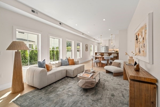 326 Lowell Street, Apt 2
