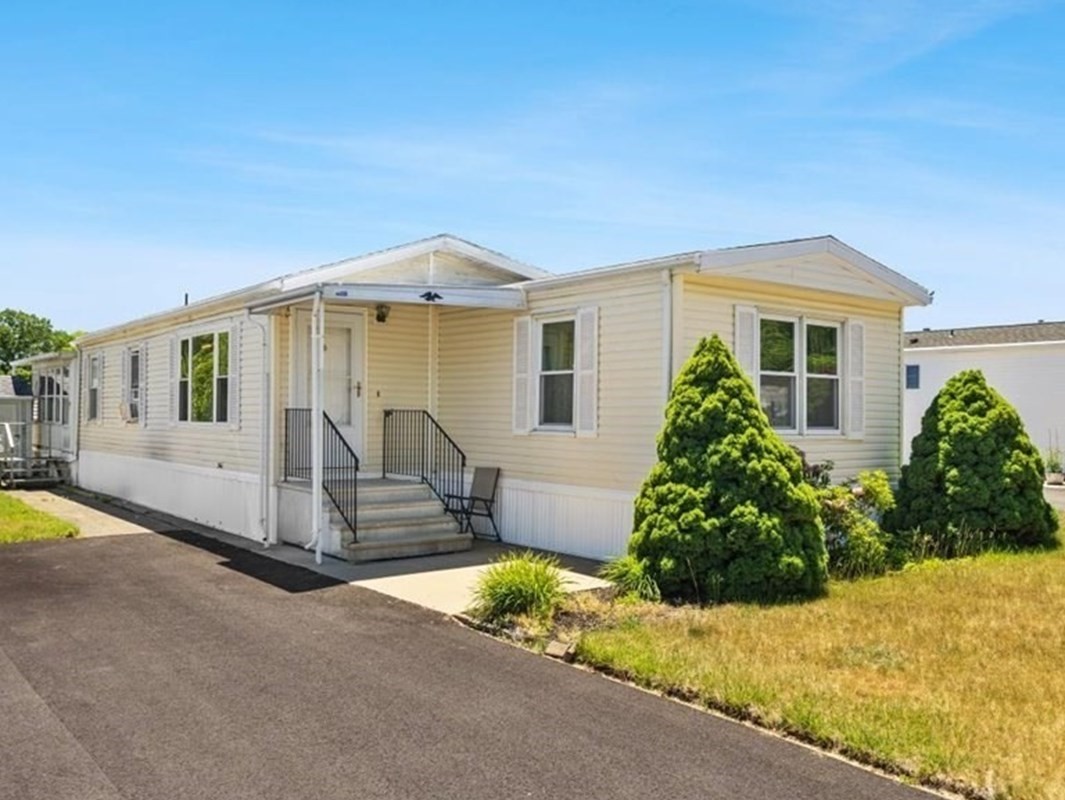 193 Tremont Street Unit 105, Taunton, MA 02780