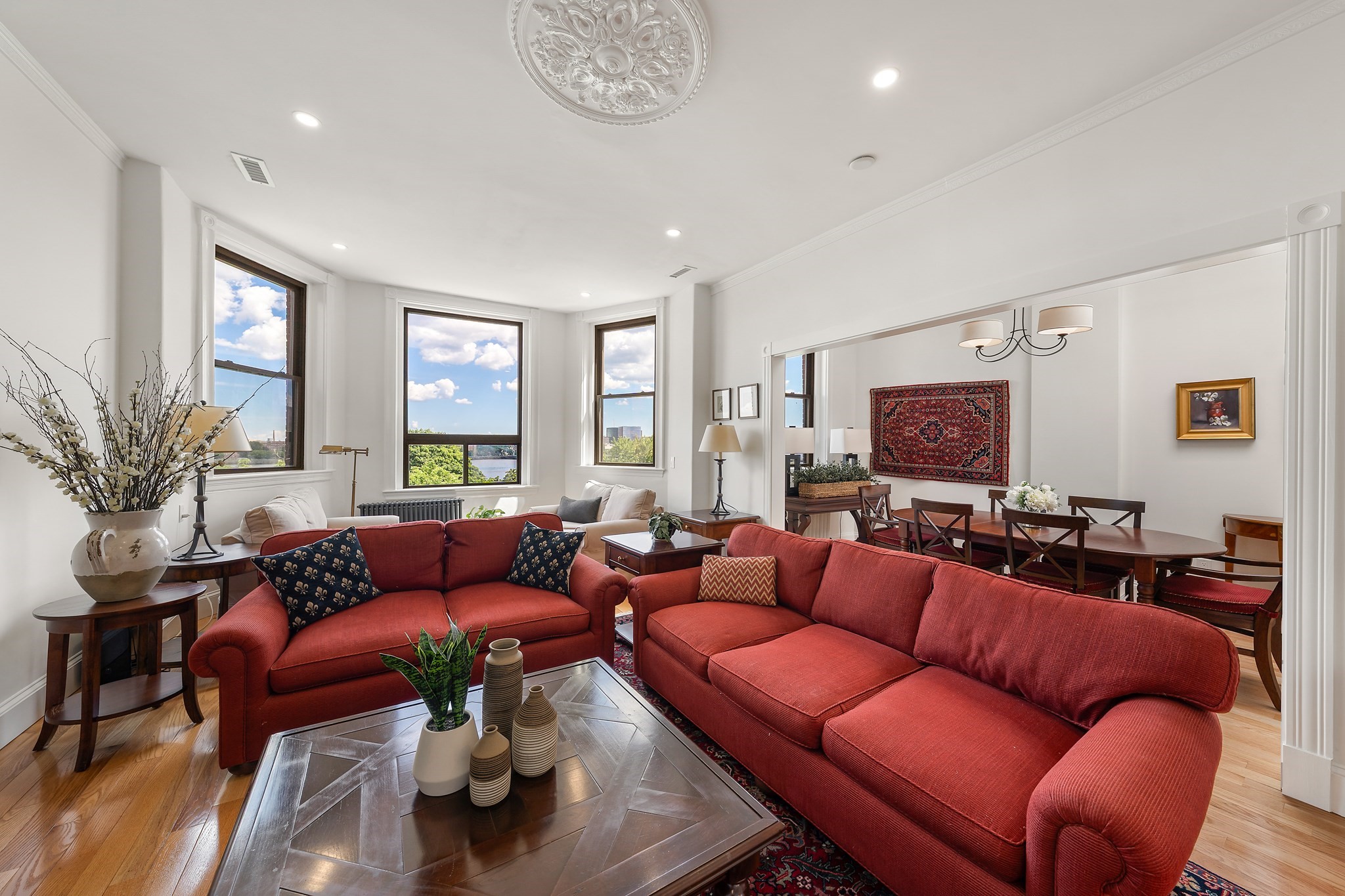 31 Bay State Rd Unit 4, Fenway, Boston, MA 02215 - Image 2