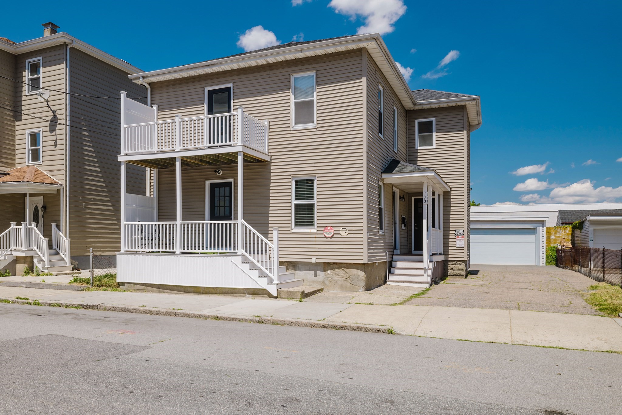 172 Nashua St, Fall River, MA 02721