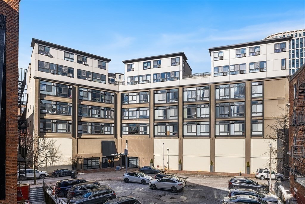 12 Stoneholm St Unit 418, Fenway, Boston, MA 02115 - Image 9