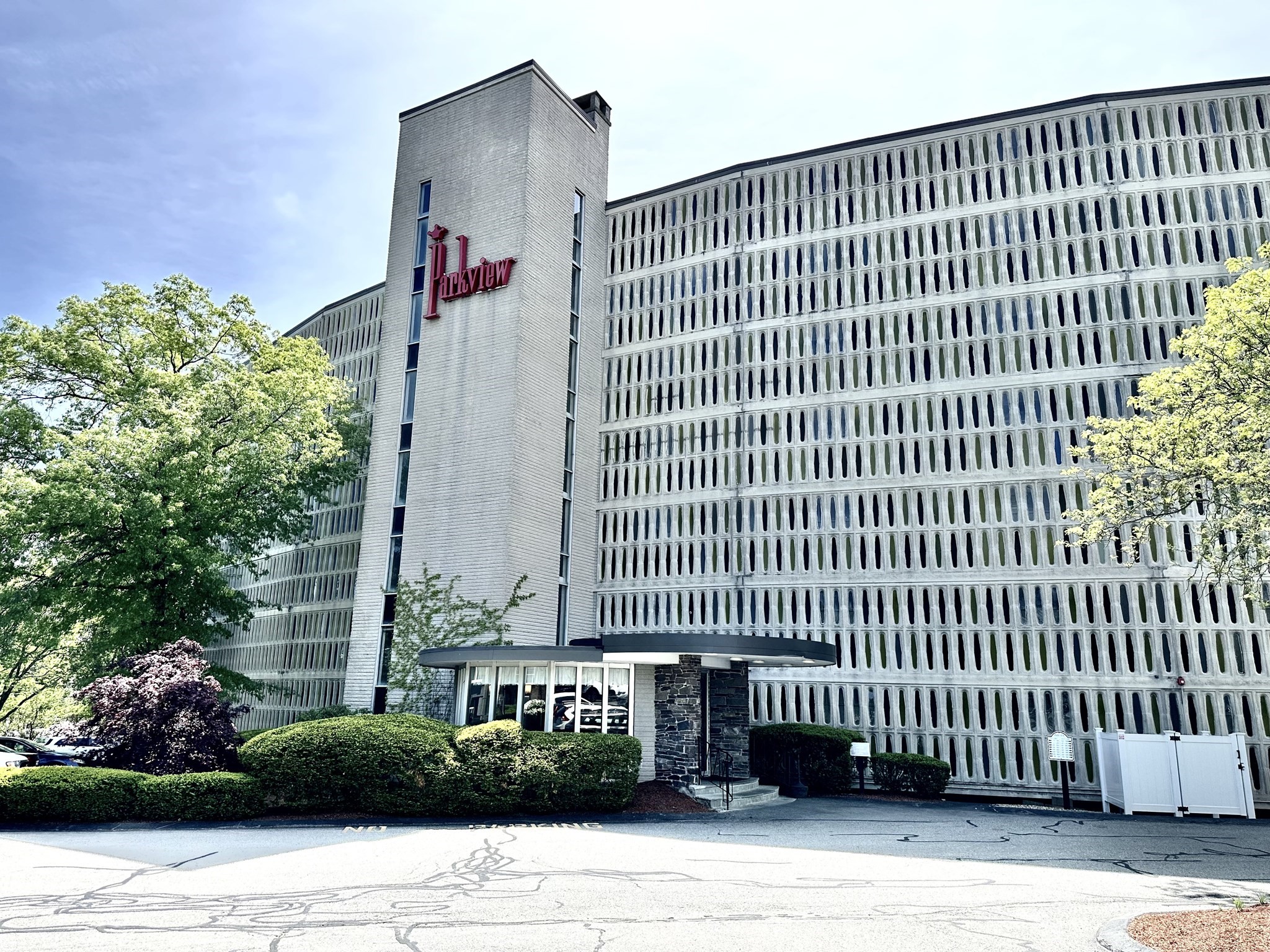 200 Swanton St Unit 412, Winchester, MA 01890