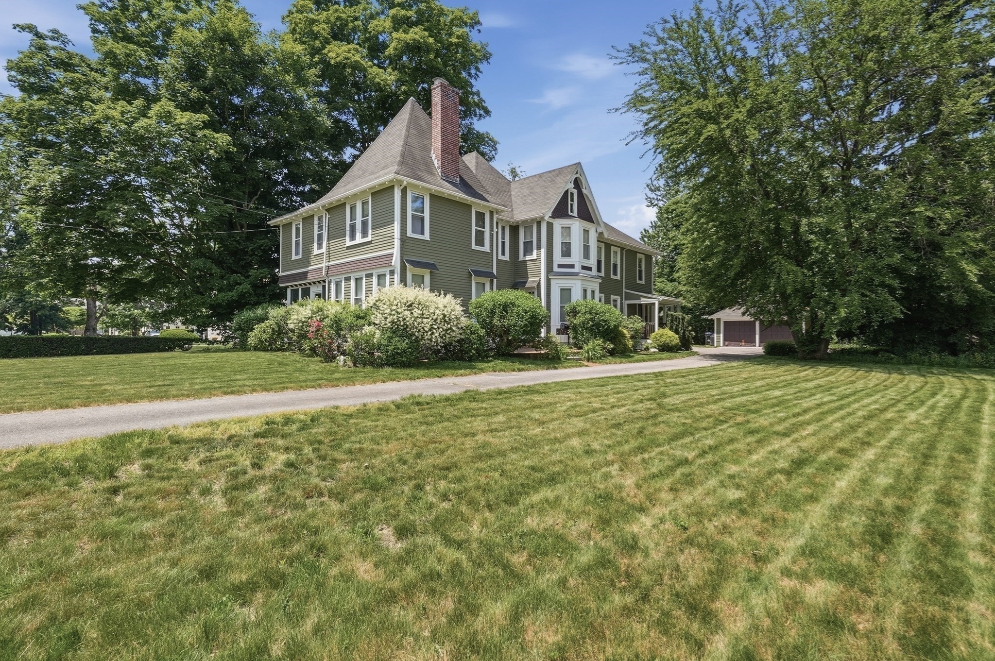 19 Eliot St Unit 2, Natick, MA 01760