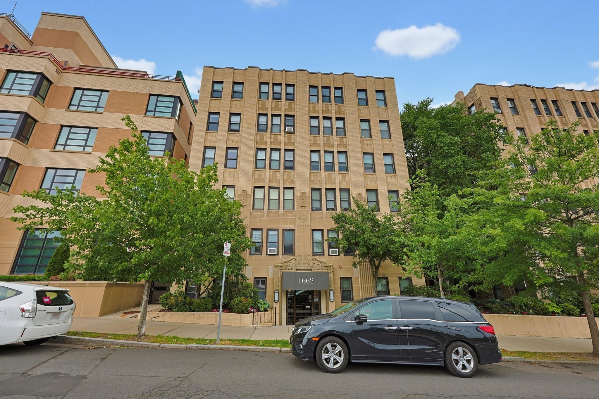 1662 Commonwealth Ave Unit 43, Brighton, Boston, MA 02135 - Image 2