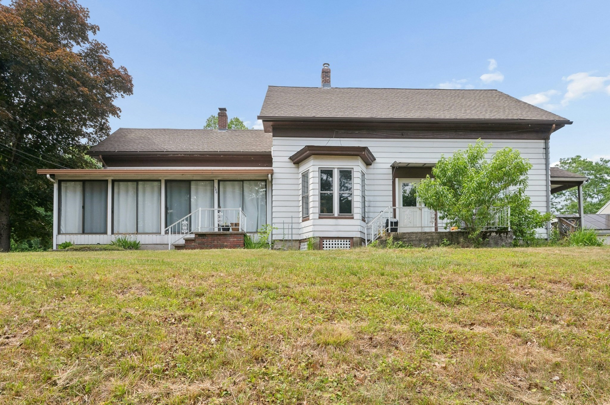 180 Lincoln St, Blackstone, MA 01504