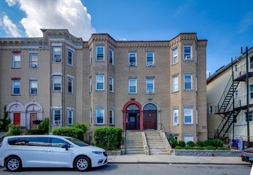 9 Forbes St