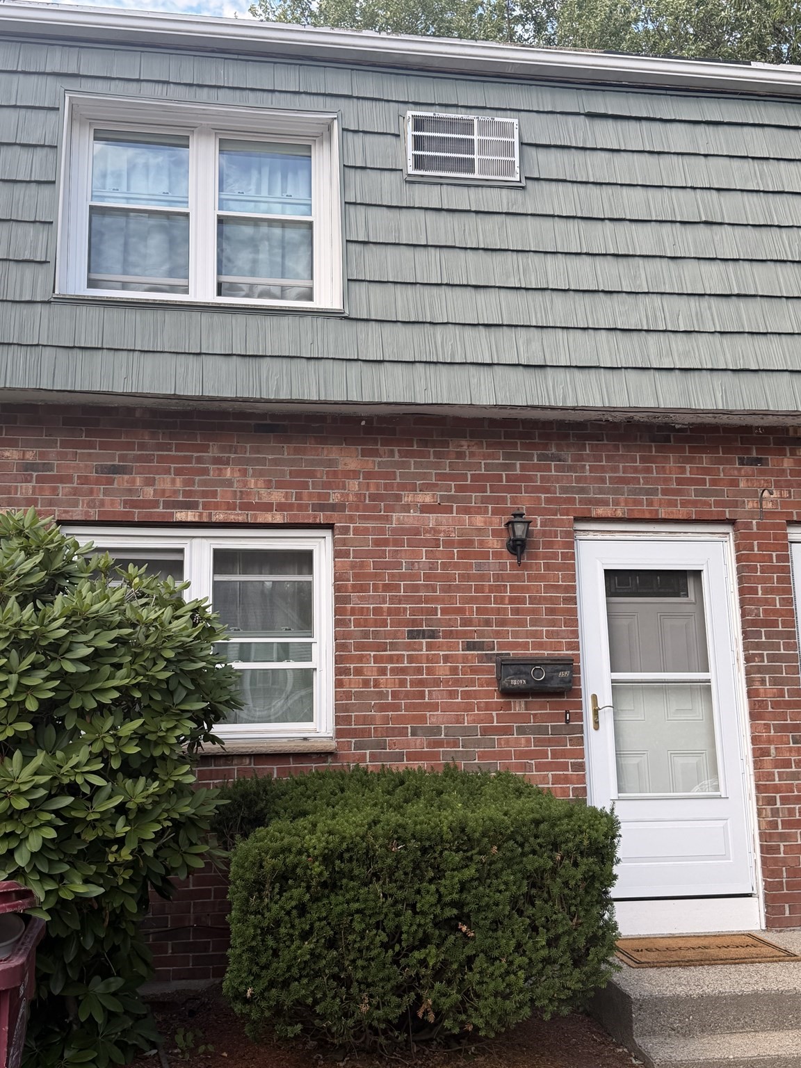 352 Plain St Unit 352, Lowell, MA 01852