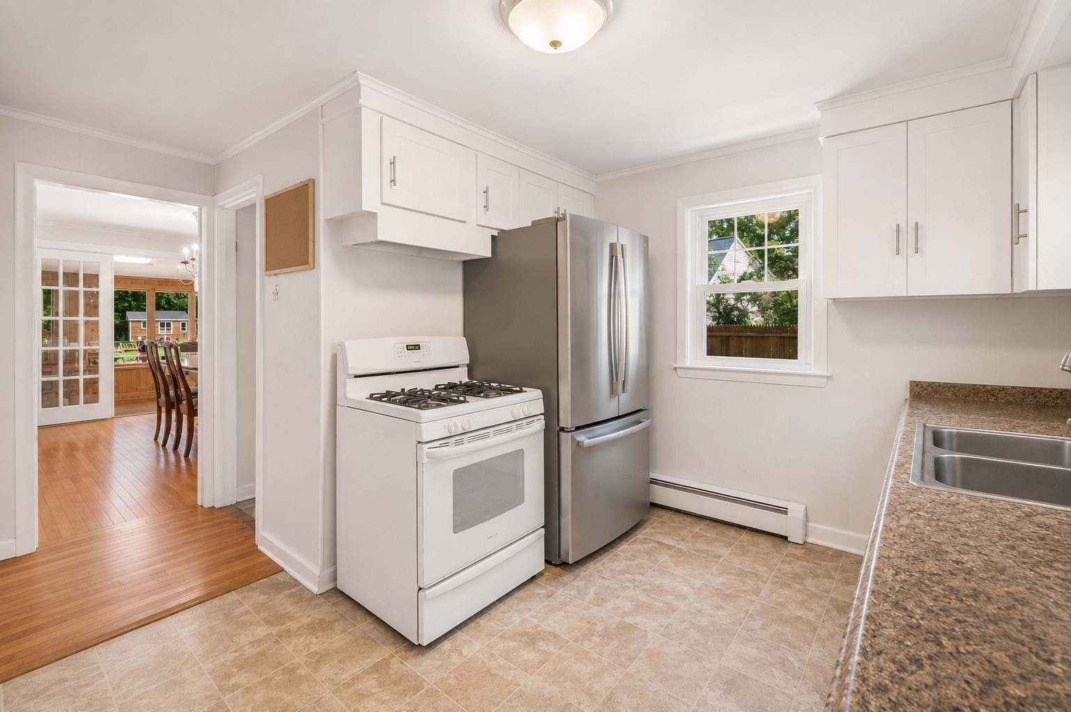 34 Lake Sargent Dr, Leicester, MA 01524 - Image 9