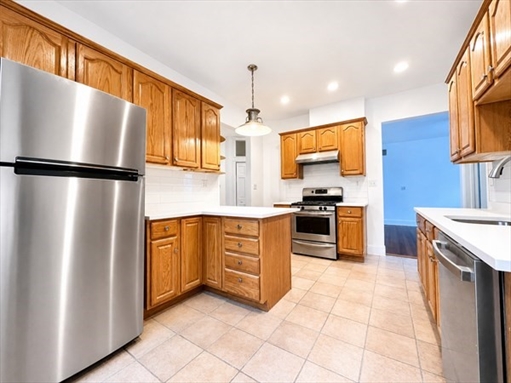 20 Imrie Rd, Apt 2