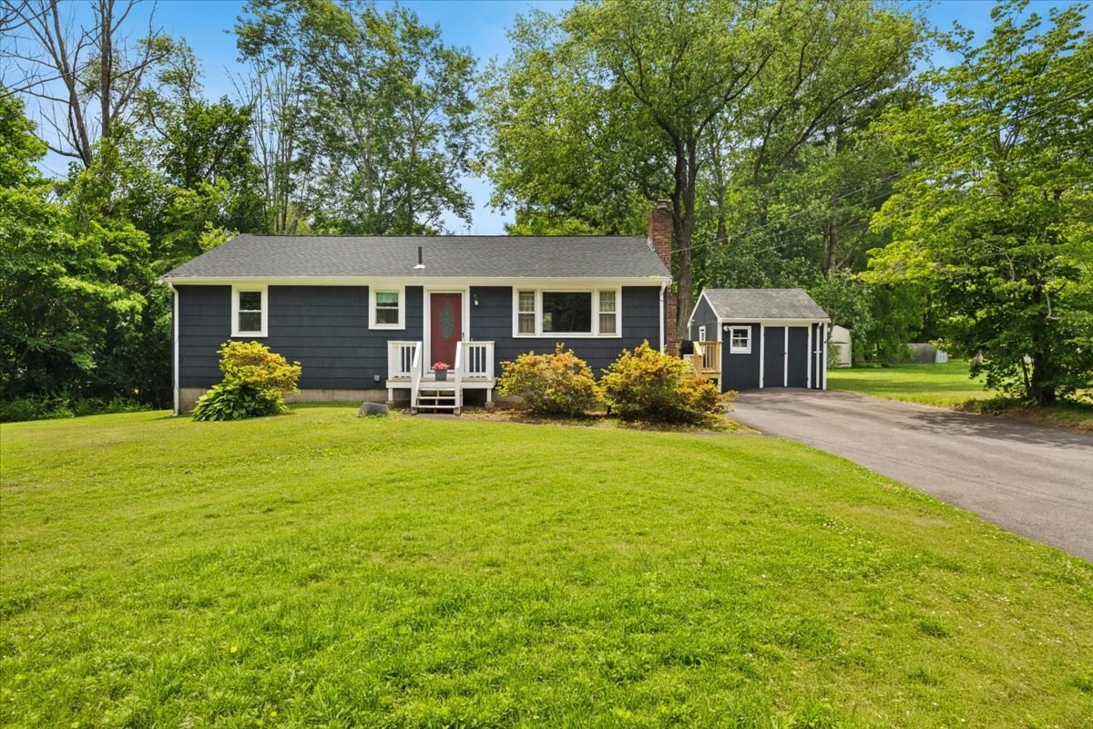 339 Auburn St, Bridgewater, MA 02324