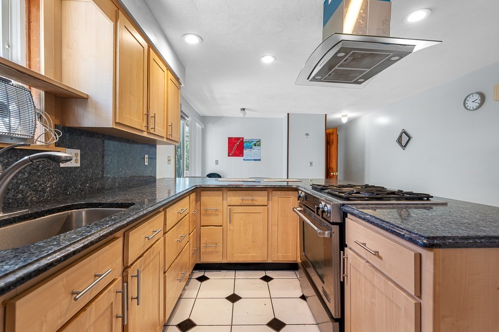 6 Marlboro Dr, Leicester, MA 01524 - Image 8