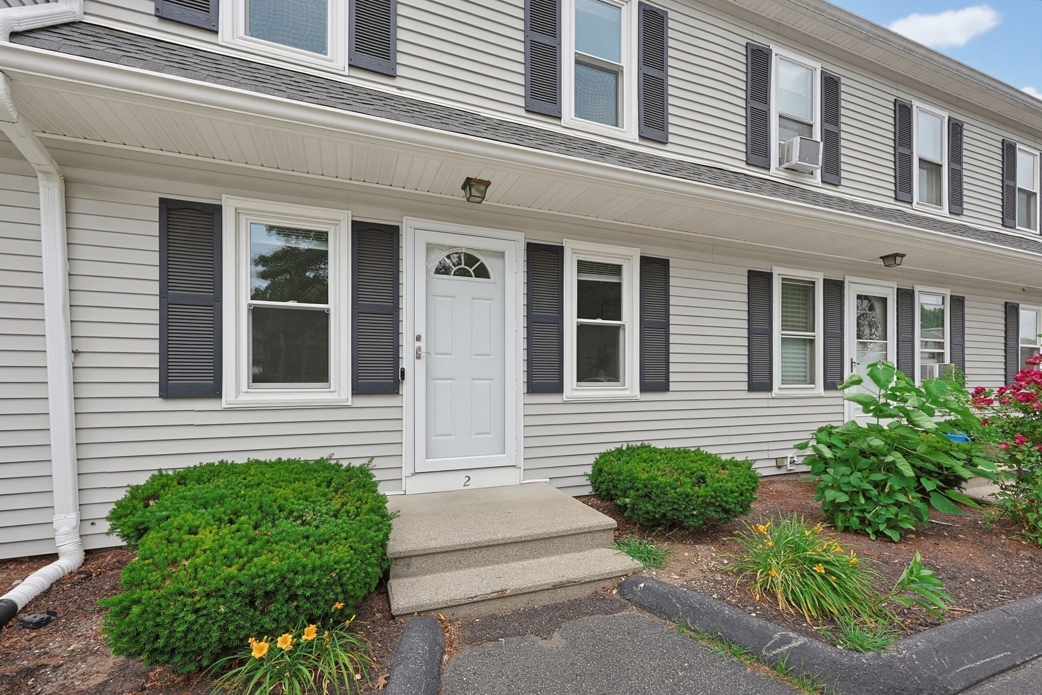 23 Milk St Unit 2, Attleboro, MA 02703