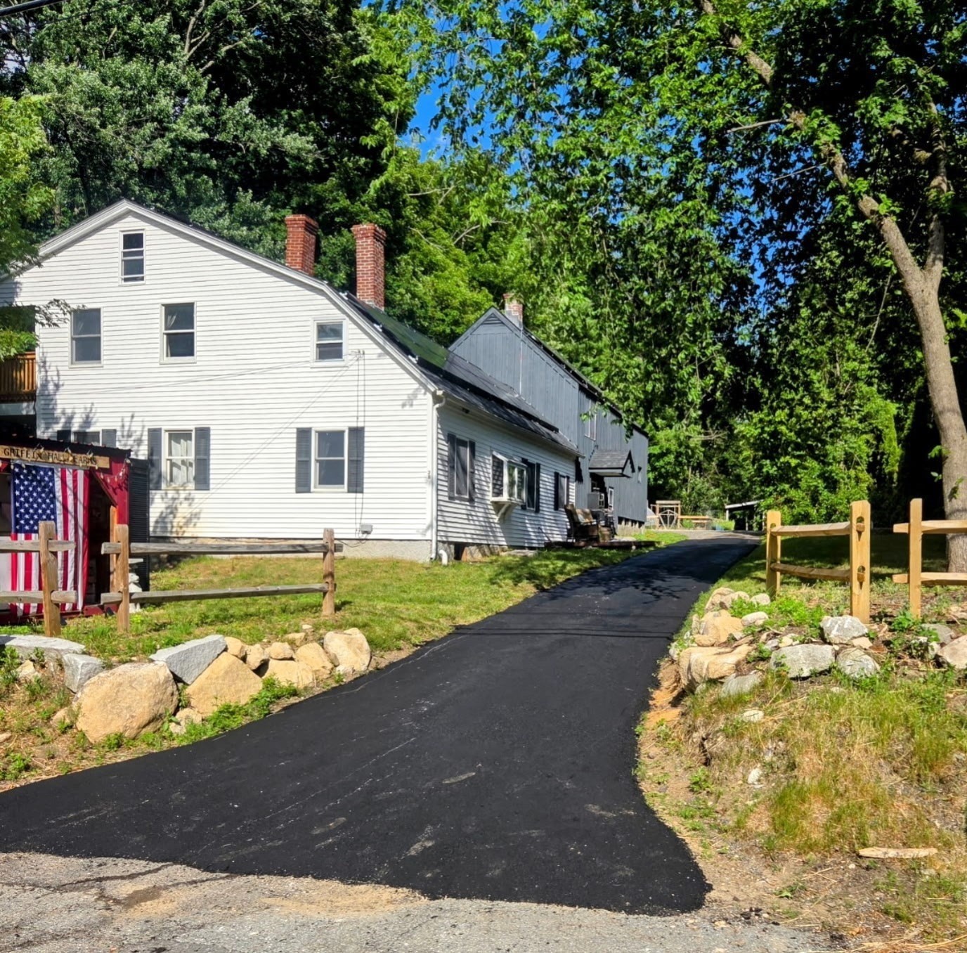 38 West Elm St, Townsend, MA 01474