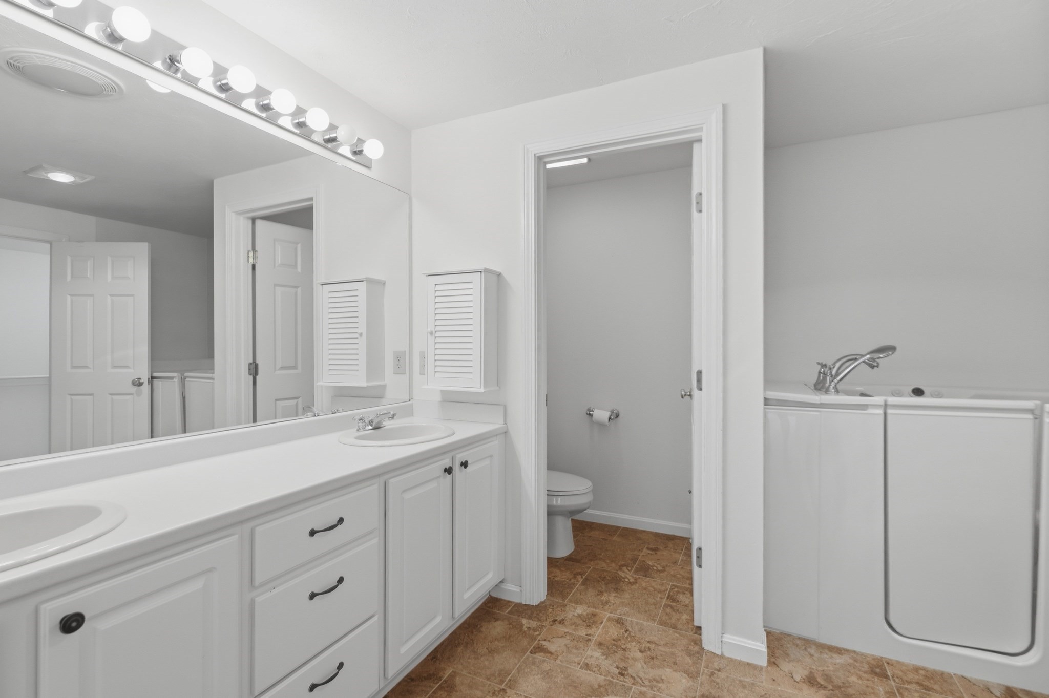 34 Saw Mill Pond Rd Unit 34, Fitchburg, MA 01420 - Image 18