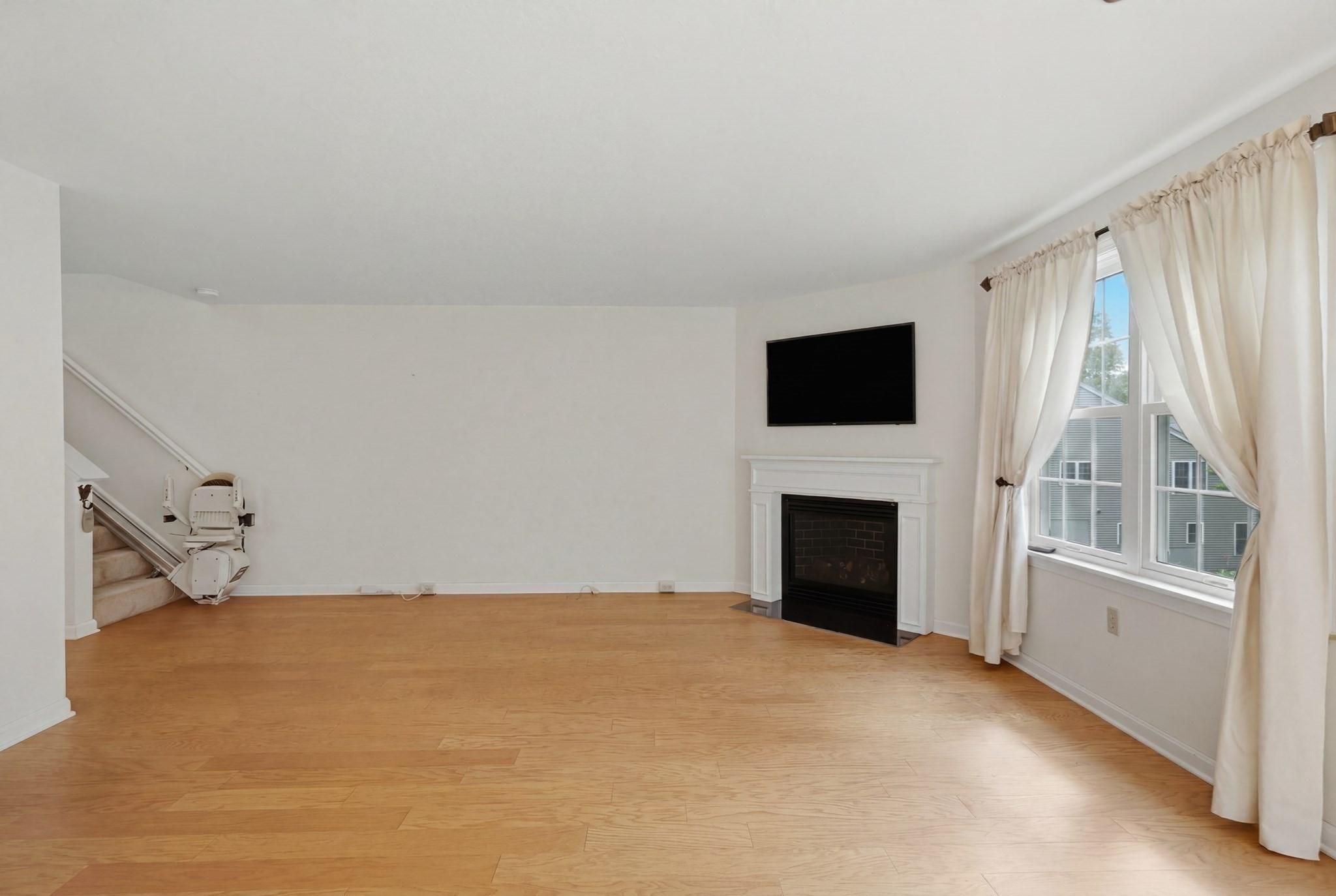 34 Saw Mill Pond Rd Unit 34, Fitchburg, MA 01420 - Image 7