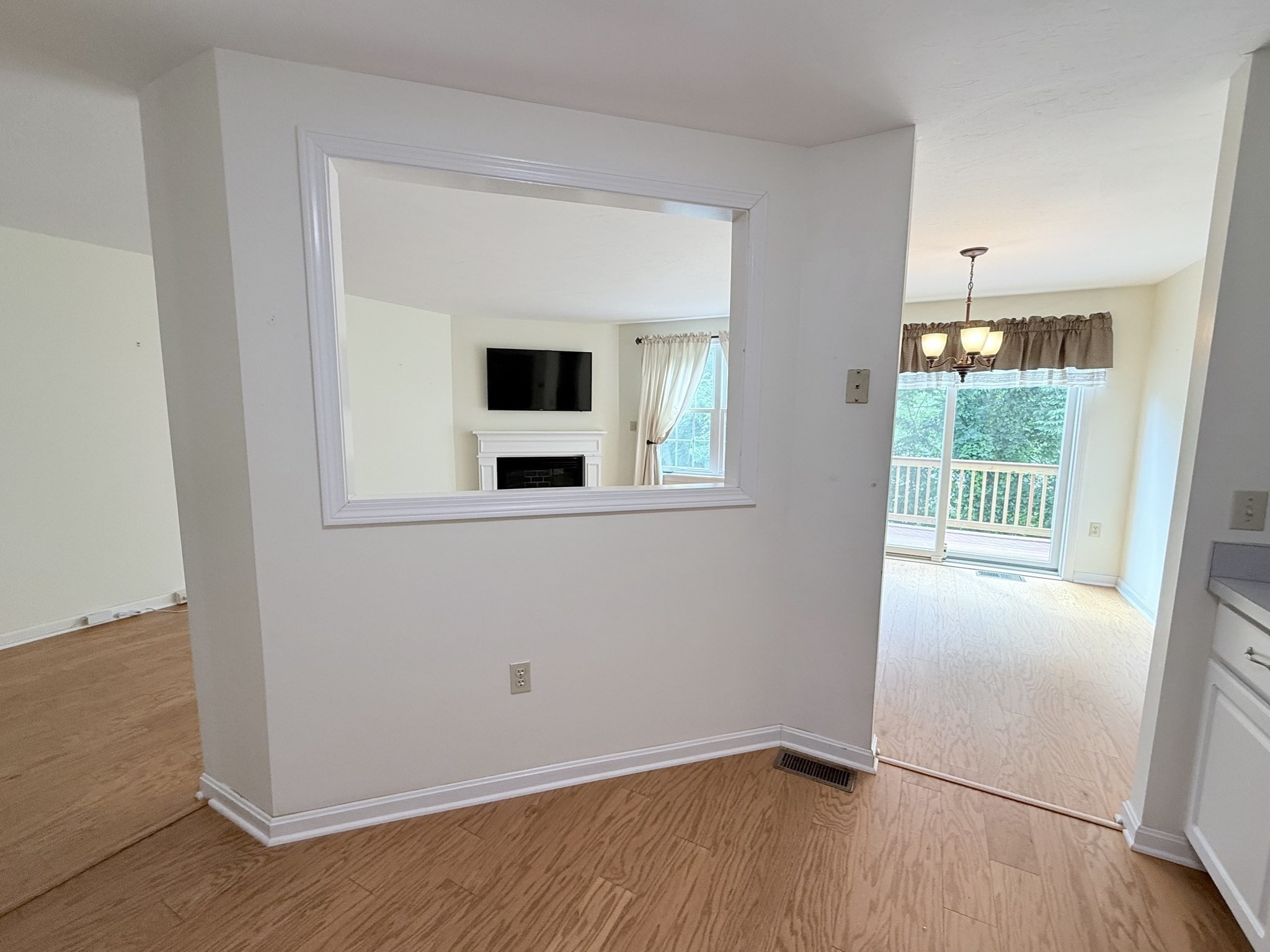 34 Saw Mill Pond Rd Unit 34, Fitchburg, MA 01420 - Image 9