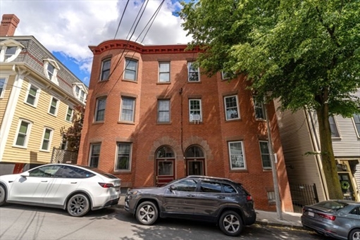 35 Mead St, Apt 3
