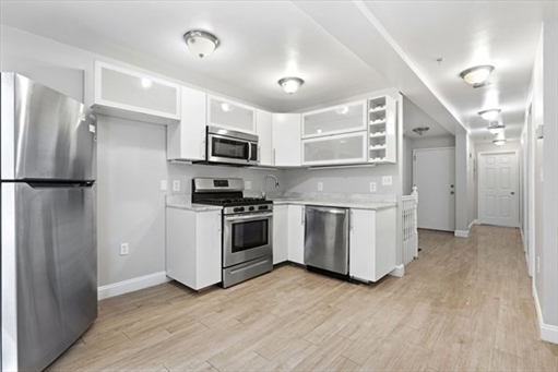 191 Everett St, Apt 1