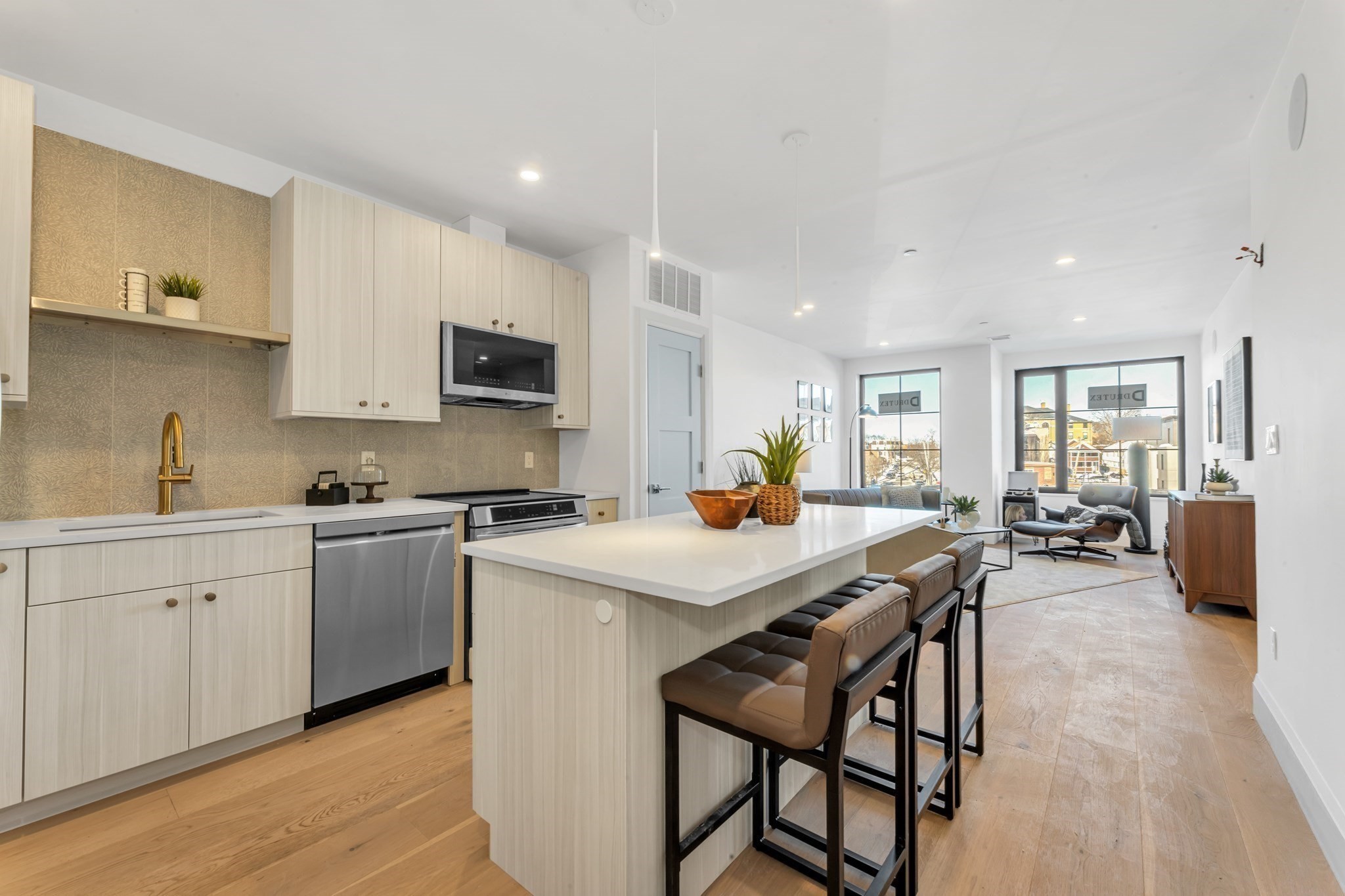 34 Oak Street Unit 103, Hyde Park, Boston, MA 02136 - Image 3