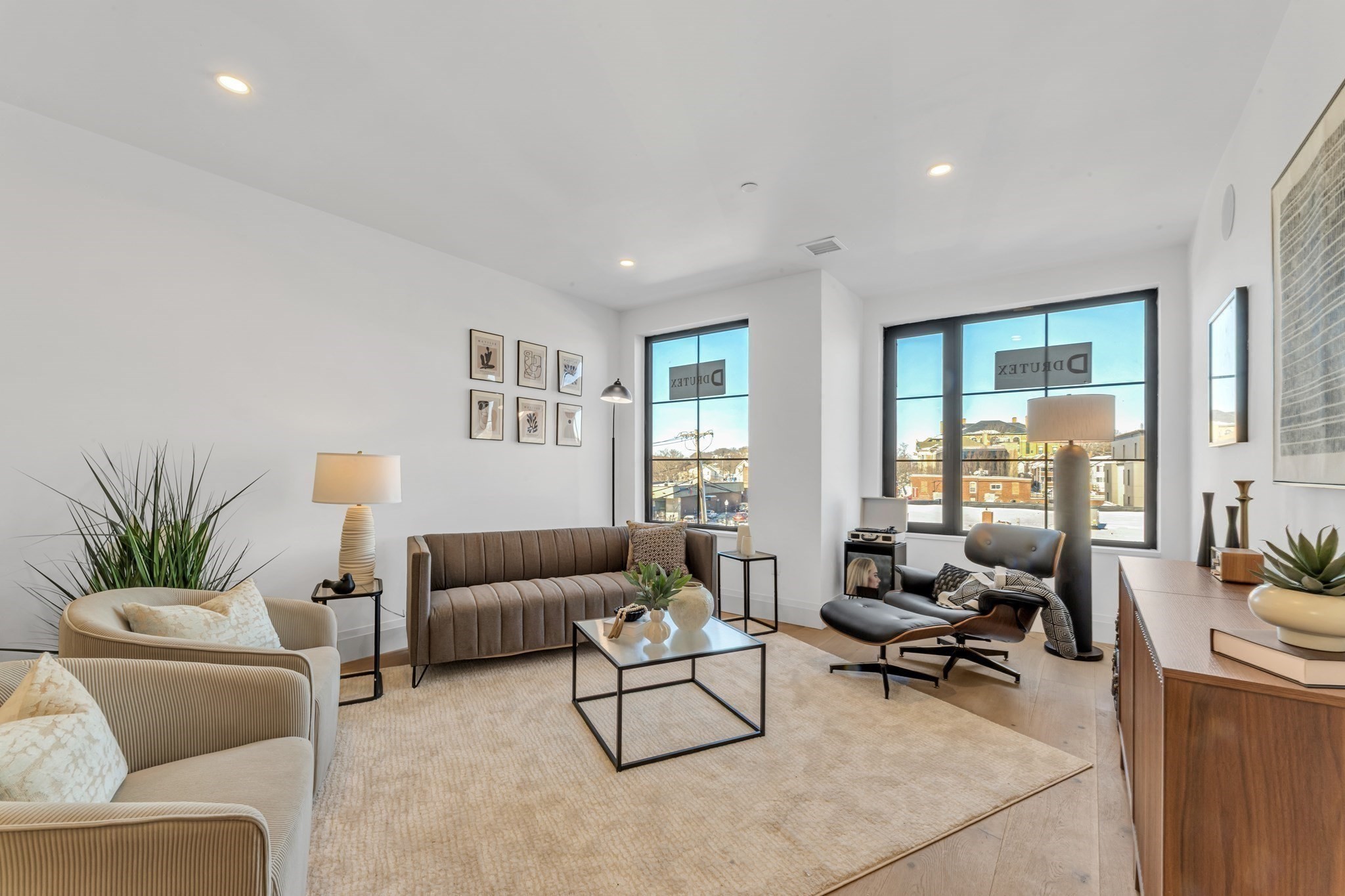 34 Oak Street Unit 103, Hyde Park, Boston, MA 02136 - Image 4
