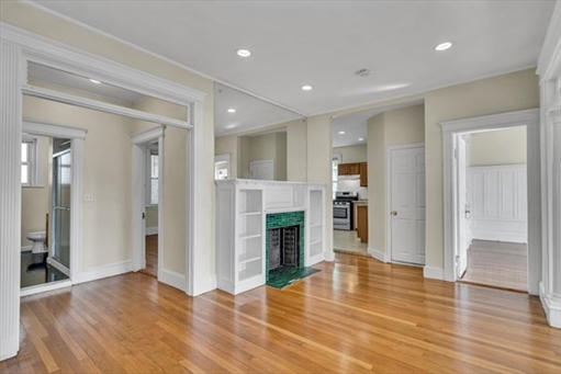 41 Orkney Rd, Apt 2