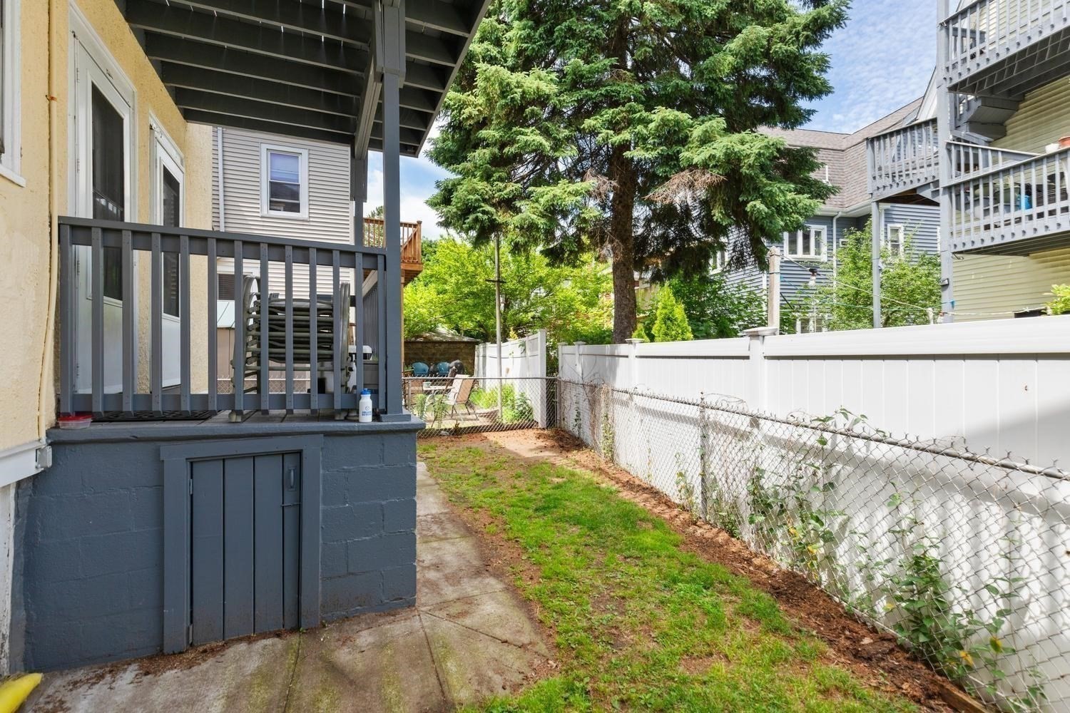 7 Yale St, Medford, MA 02155 - Image 27