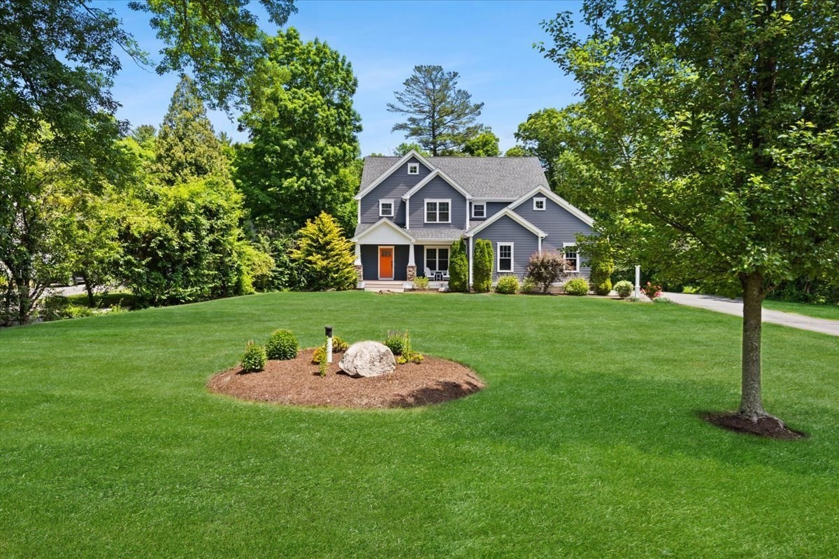 418 Center St, Easton, MA 02375