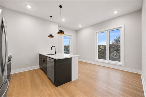 379 Somerville, Apt 3