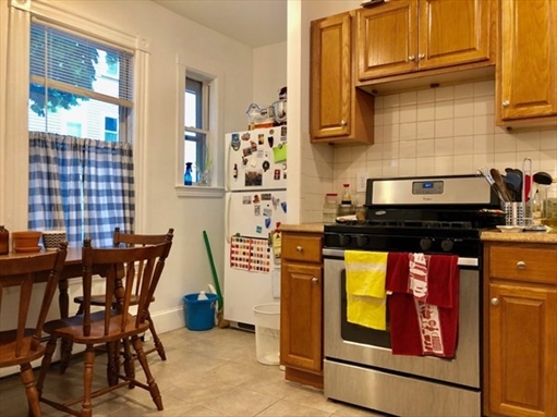 104 Pine Street, Apt 1