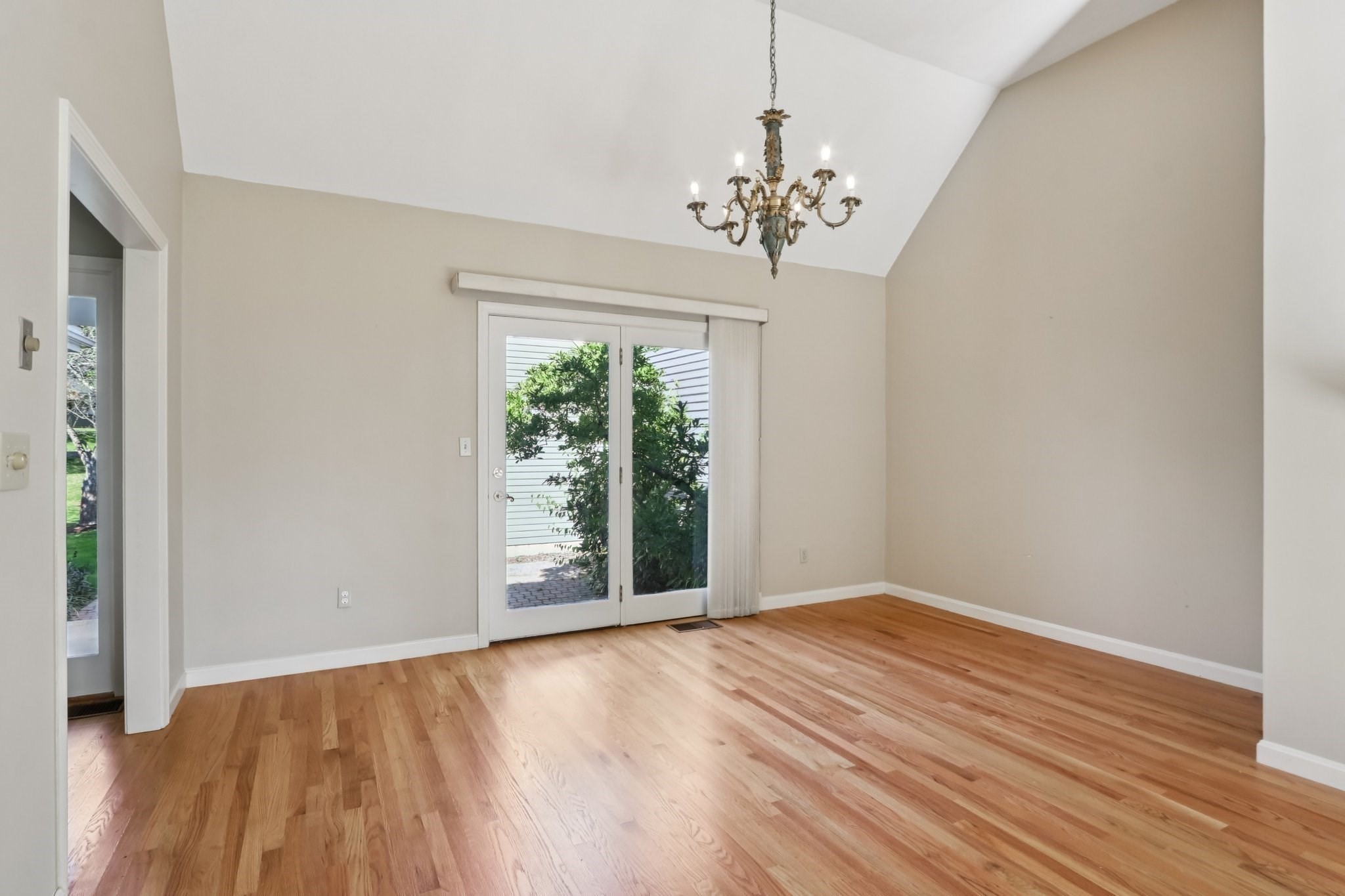 35 Mitchell Grant Way Unit 35, Bedford, MA 01730 - Image 10