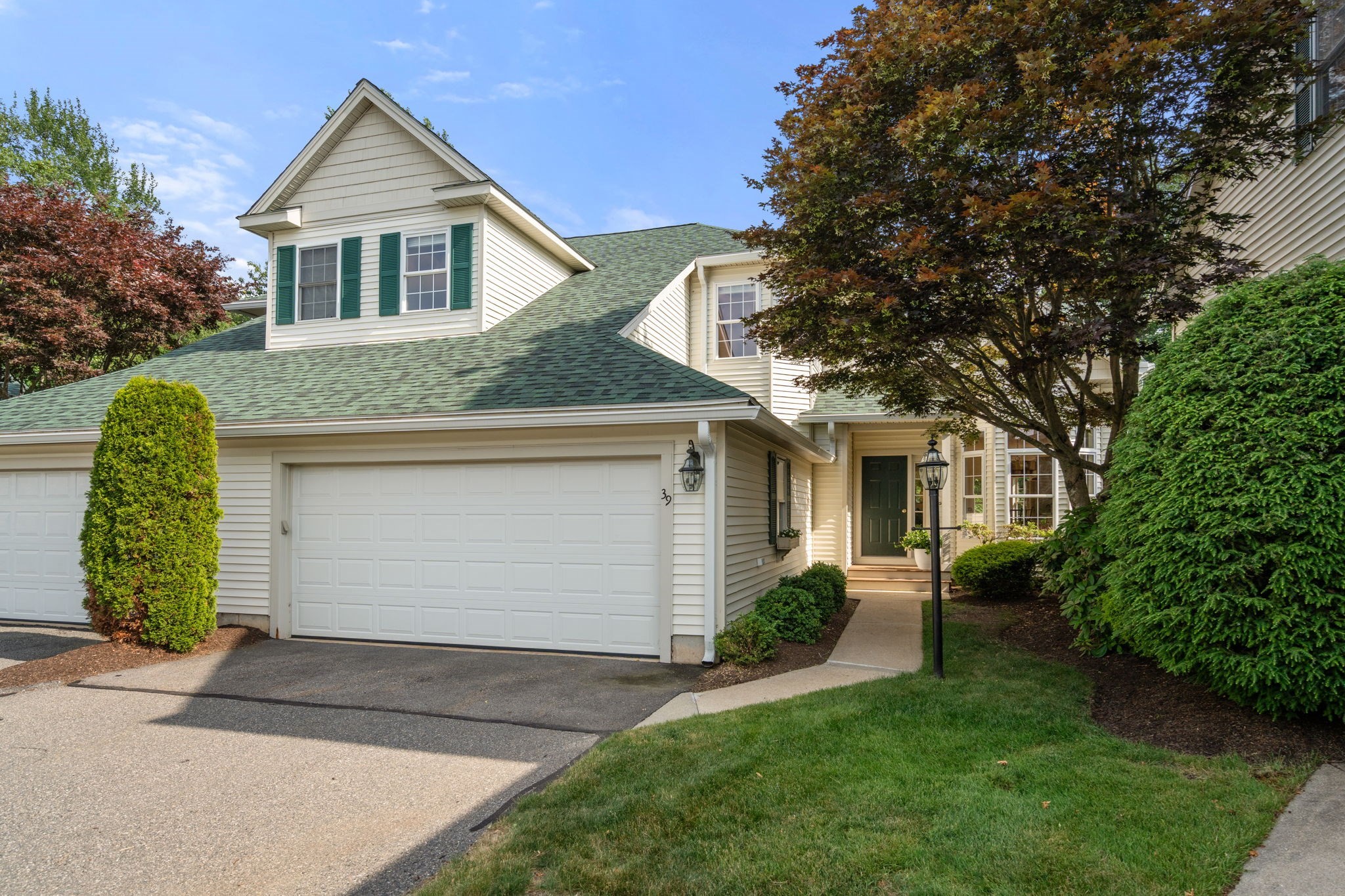39 Village Cir Unit 39, Milford, MA 01757