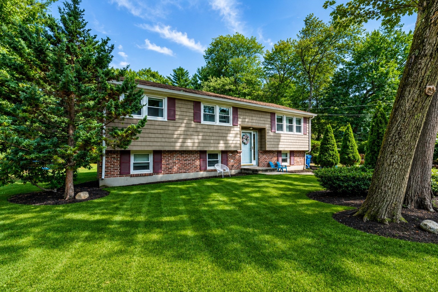 8 Governor Fuller Rd, Billerica, MA 01821