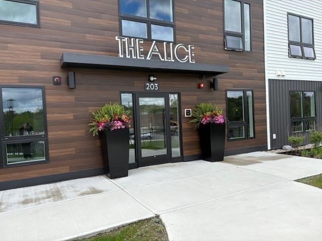 203 Lowell St. Unit 218, Wilmington, MA 01887 - Image 2