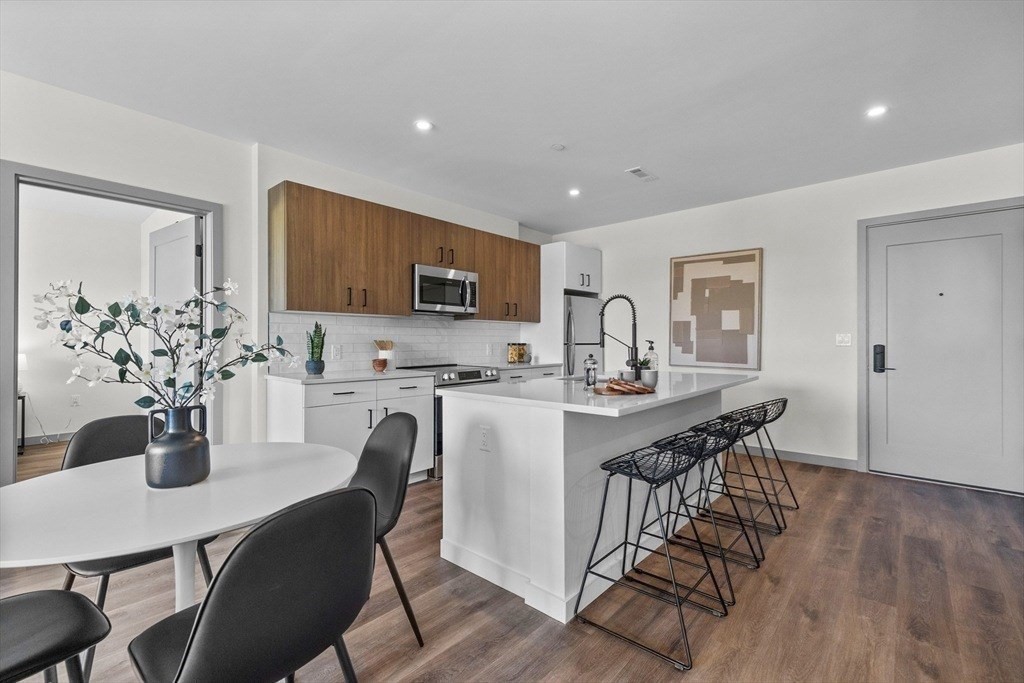 203 Lowell St. Unit 218, Wilmington, MA 01887 - Image 4