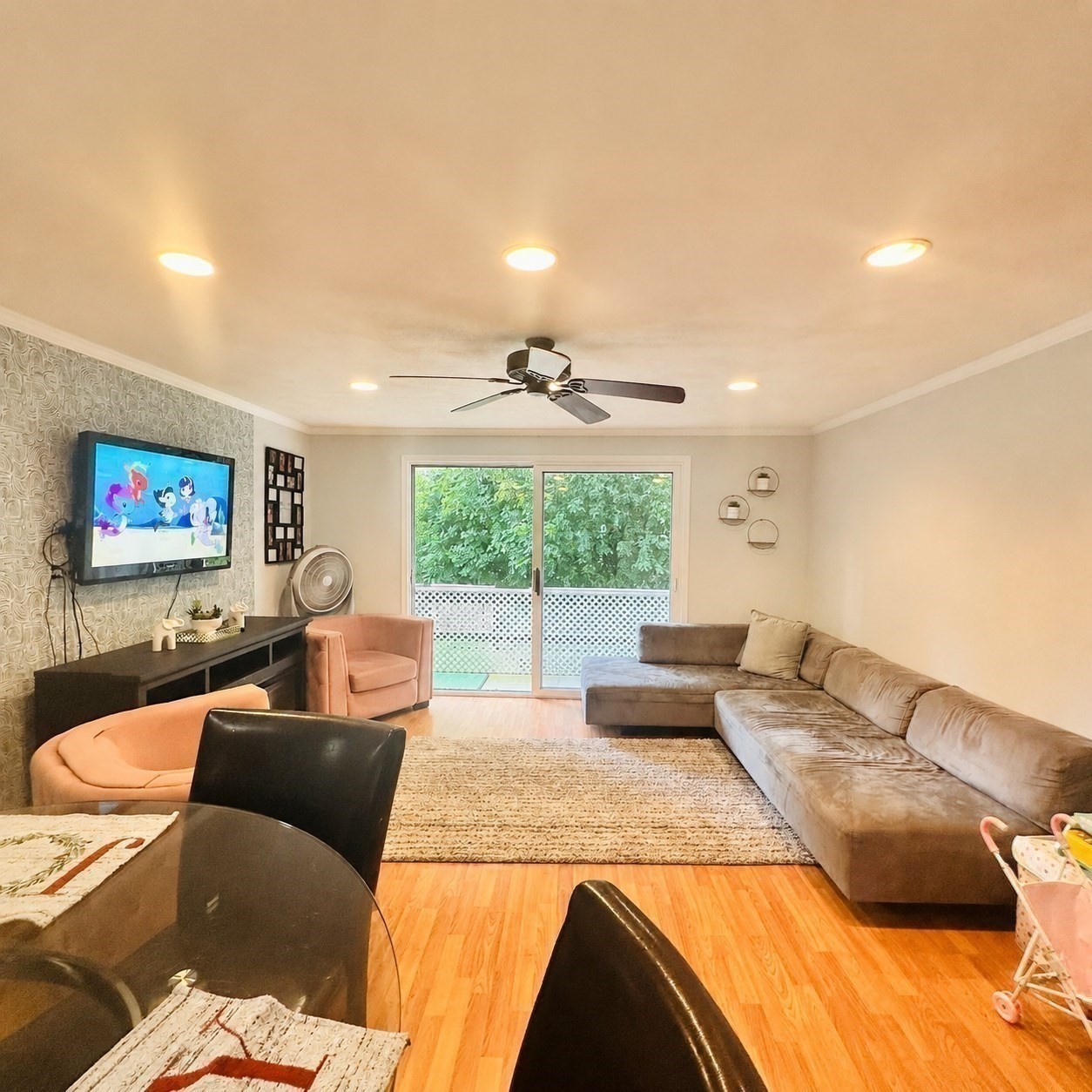 520 High St Unit 7, Clinton, MA 01510 - Image 1