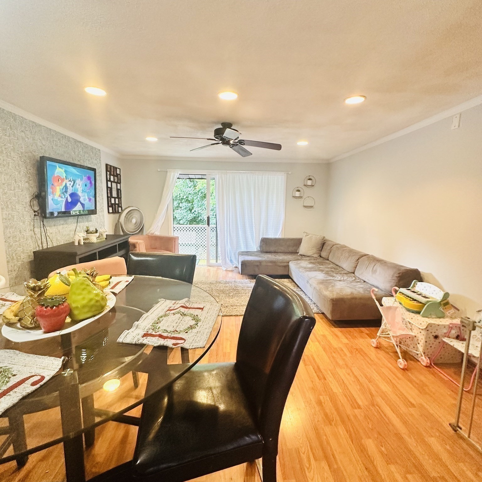 520 High St Unit 7, Clinton, MA 01510 - Image 2