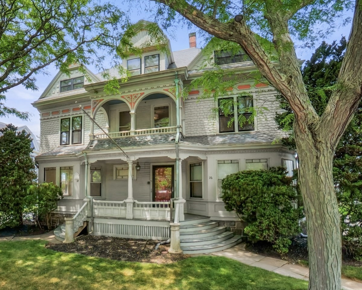 16 Loring Avenue Unit 2, Salem, MA 01970
