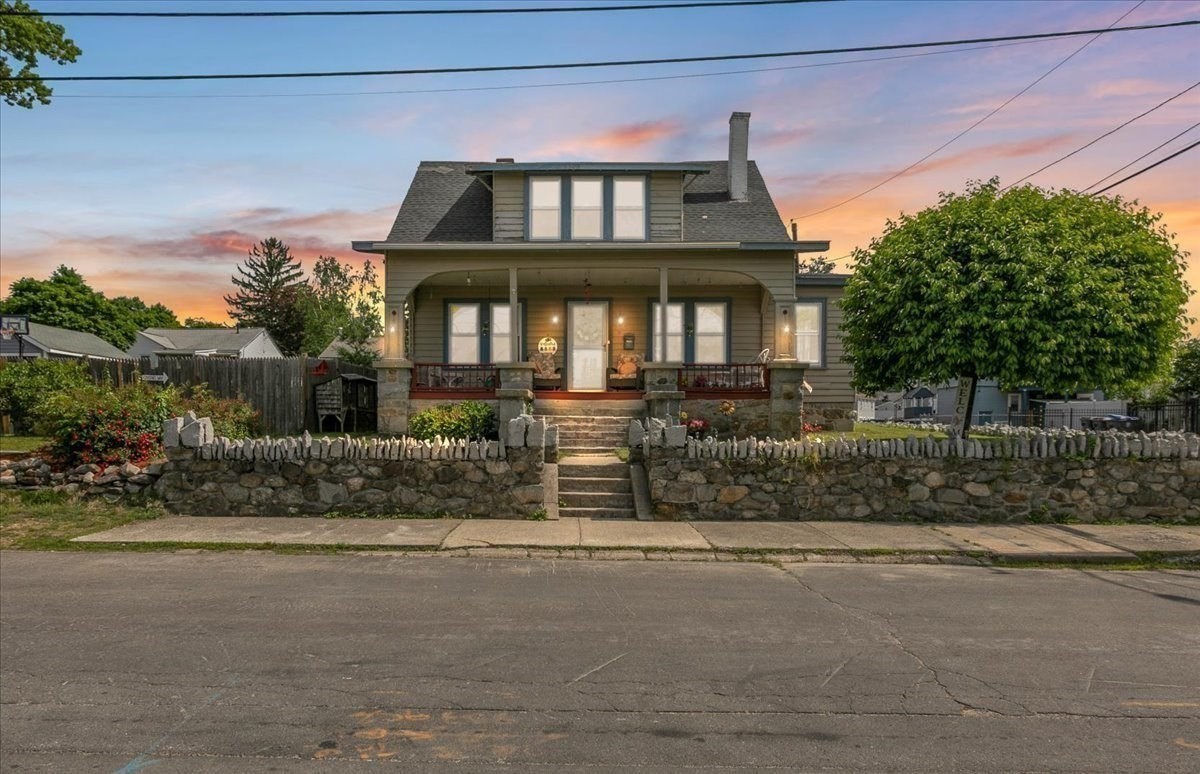29 Tower St, Methuen, MA 01844