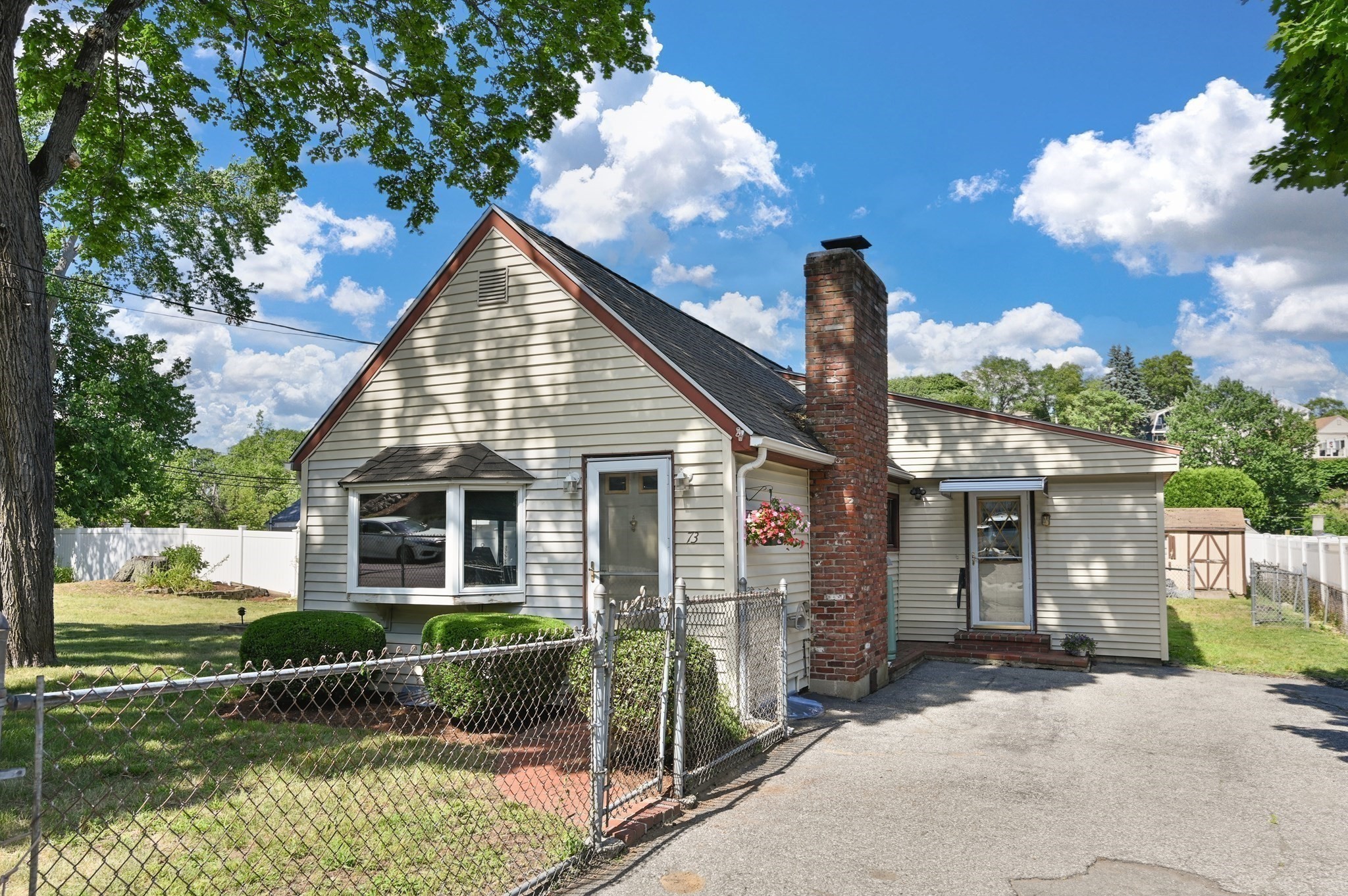 73 Sweetwater St, Saugus, MA 01906