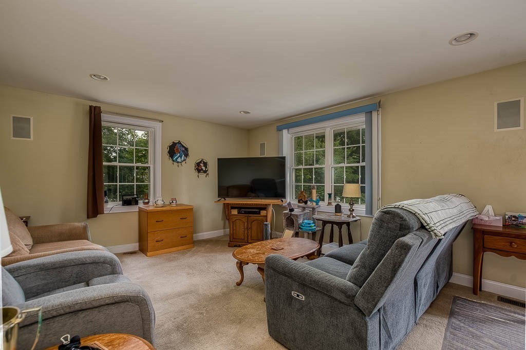 289 Chace Street Unit B, Clinton, MA 01510 - Image 6