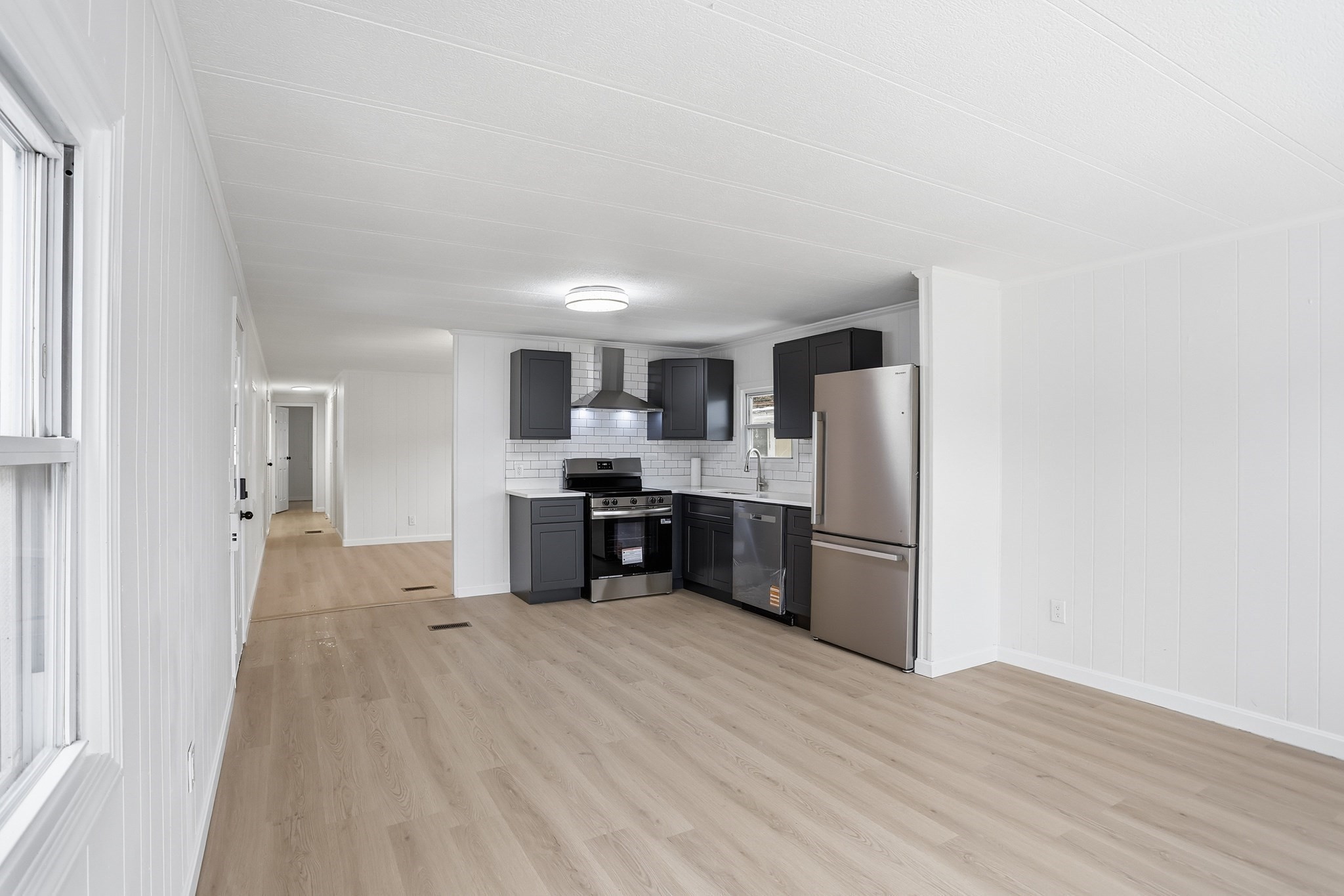 2 Ethel Ave, Marlborough, MA 01752 - Image 2