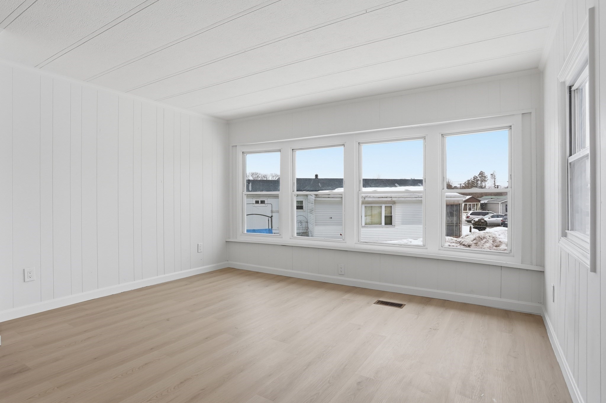 2 Ethel Ave, Marlborough, MA 01752 - Image 4