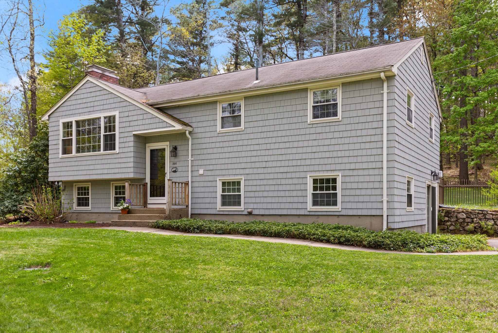 395 North Rd, Sudbury, MA 01776